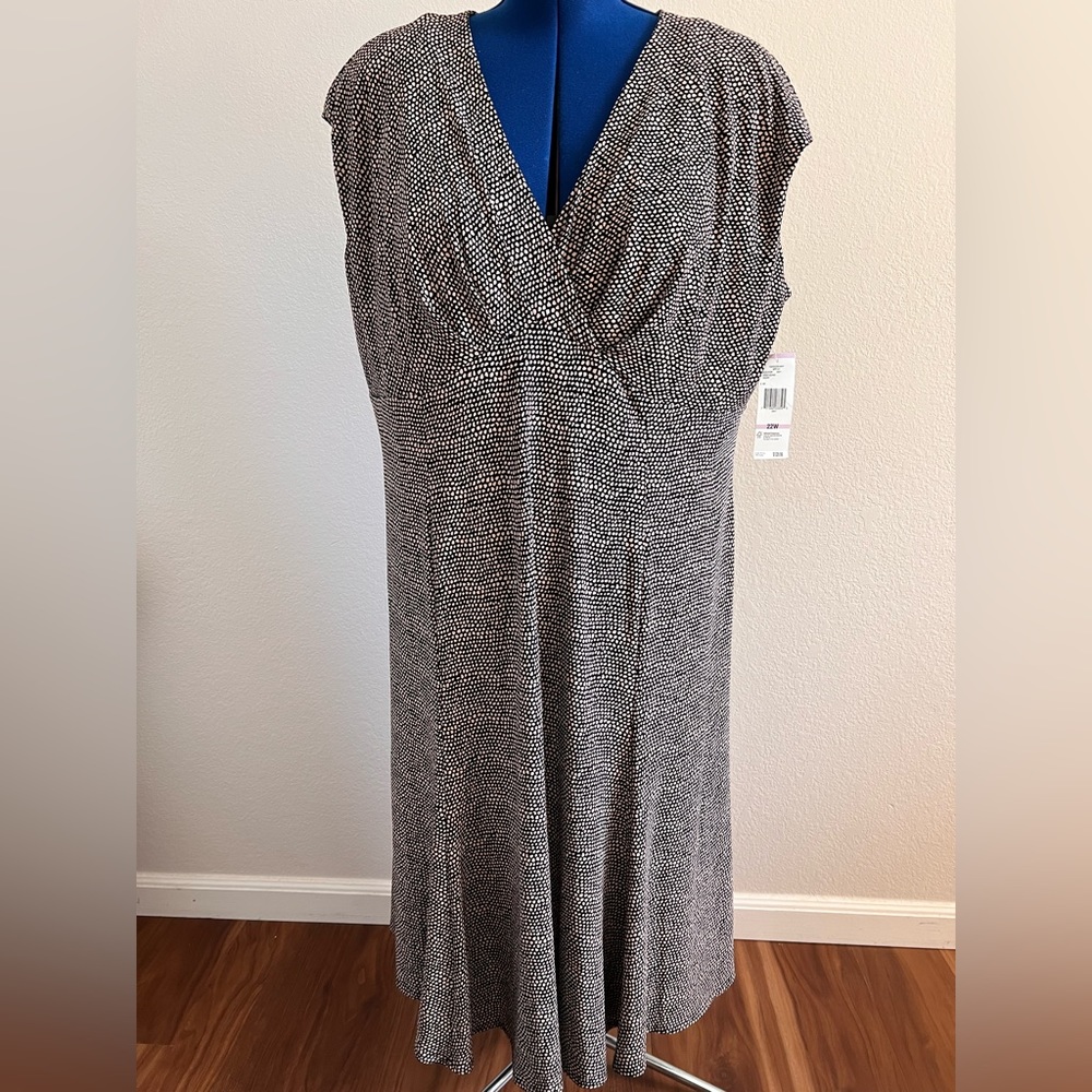 Jones New York Dress Black V-Neck Midi Cocktail Dress 22W